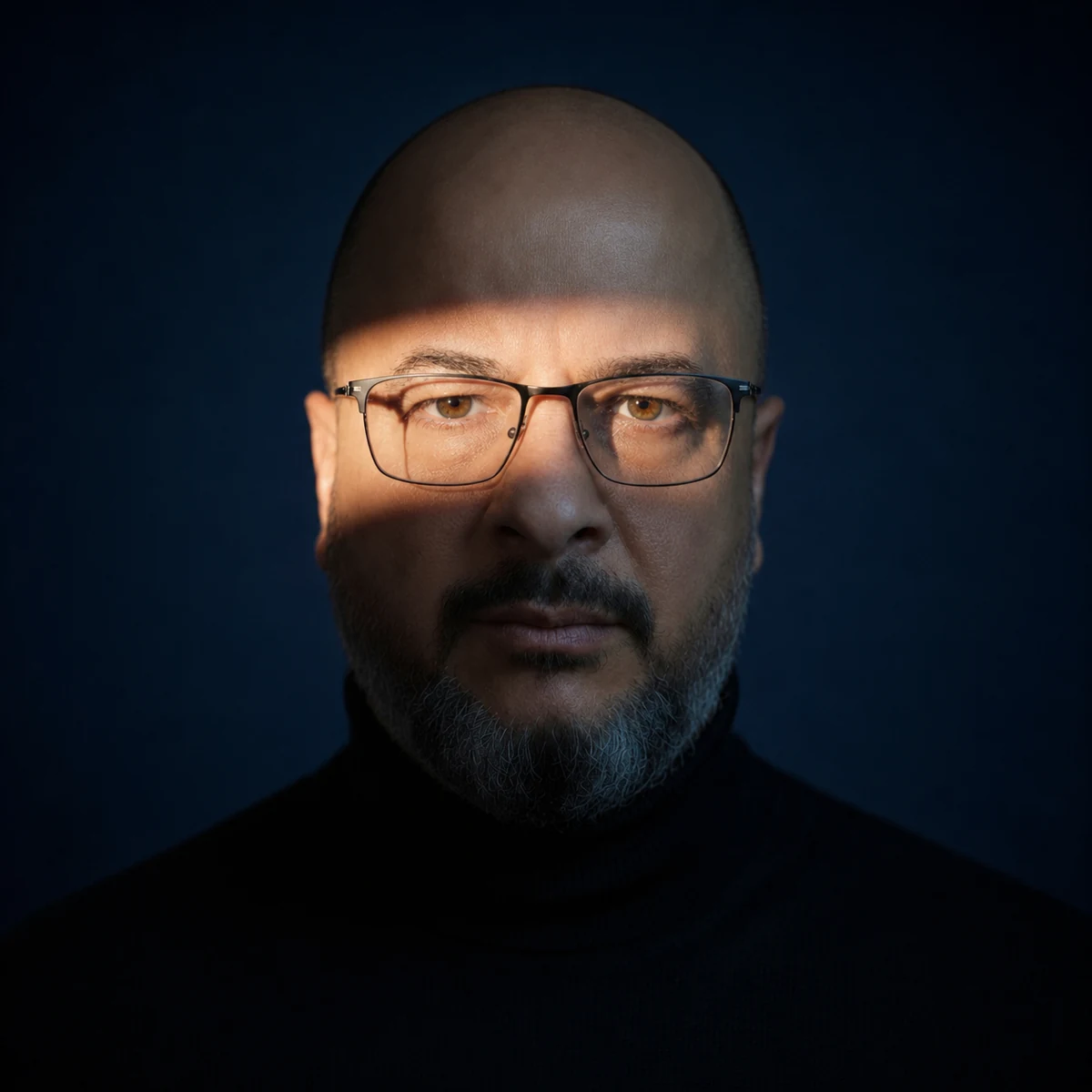 Retrato de Giancarlo Raicovi, Doctor CV